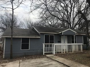 732 NE 31st St, Grand Prairie, TX 75050