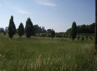 139 Hall Walker Ln, Advance, NC 27006