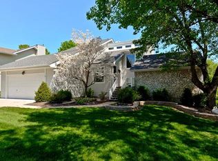 15 Harbor Point Ct, Lake Saint Louis, MO 63367