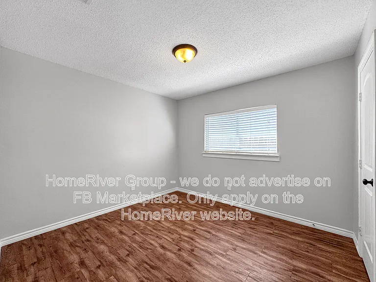 9710 Criswell Crk — Photo 14