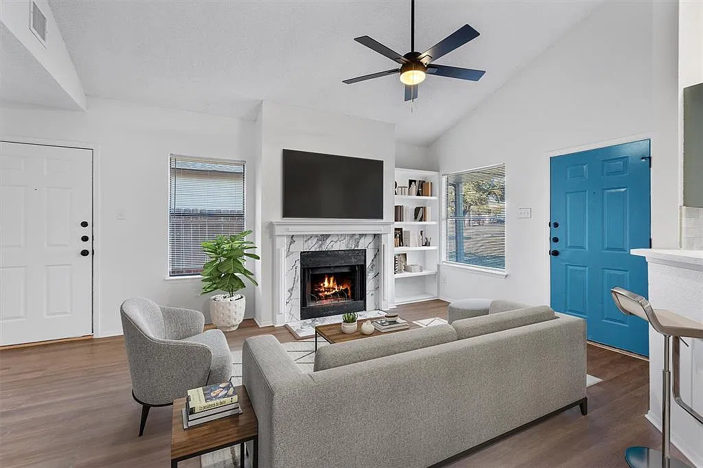 2 bed, 2.0 bath, 1018 sqft, $1,650 — Photo 4