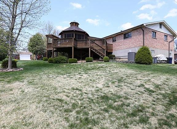 5th image of 9455 Trillium Dr