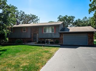 6614 Ohare Dr, Stillman Valley, IL 61084
