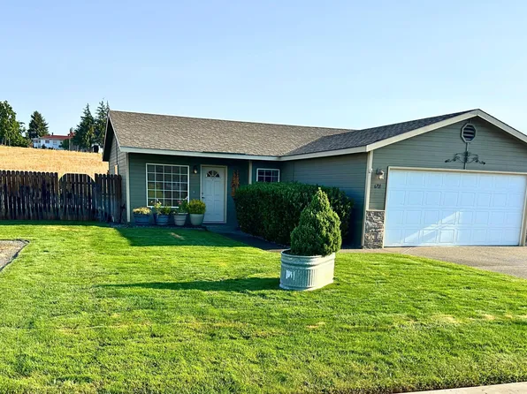 6701 Crestfields Rd, Yakima, WA 98903