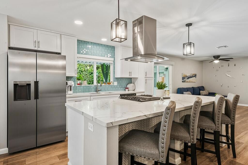 38916 Moronga Canyon Dr
