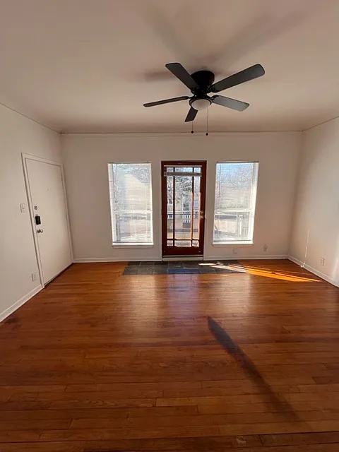 Building Photo - 5301 Reiger Ave #7