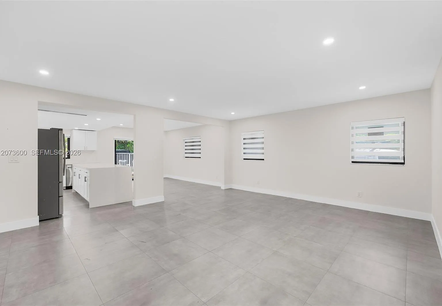 3 bed, 2.5 bath, $6,000 — Photo 4