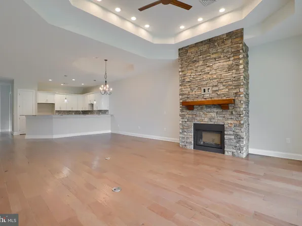 2222 Eastern Blvd, York, PA 17402