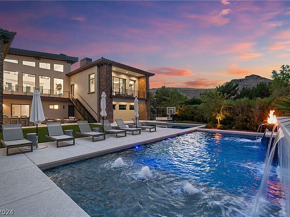 3rd image of 52 Olympia Canyon Way