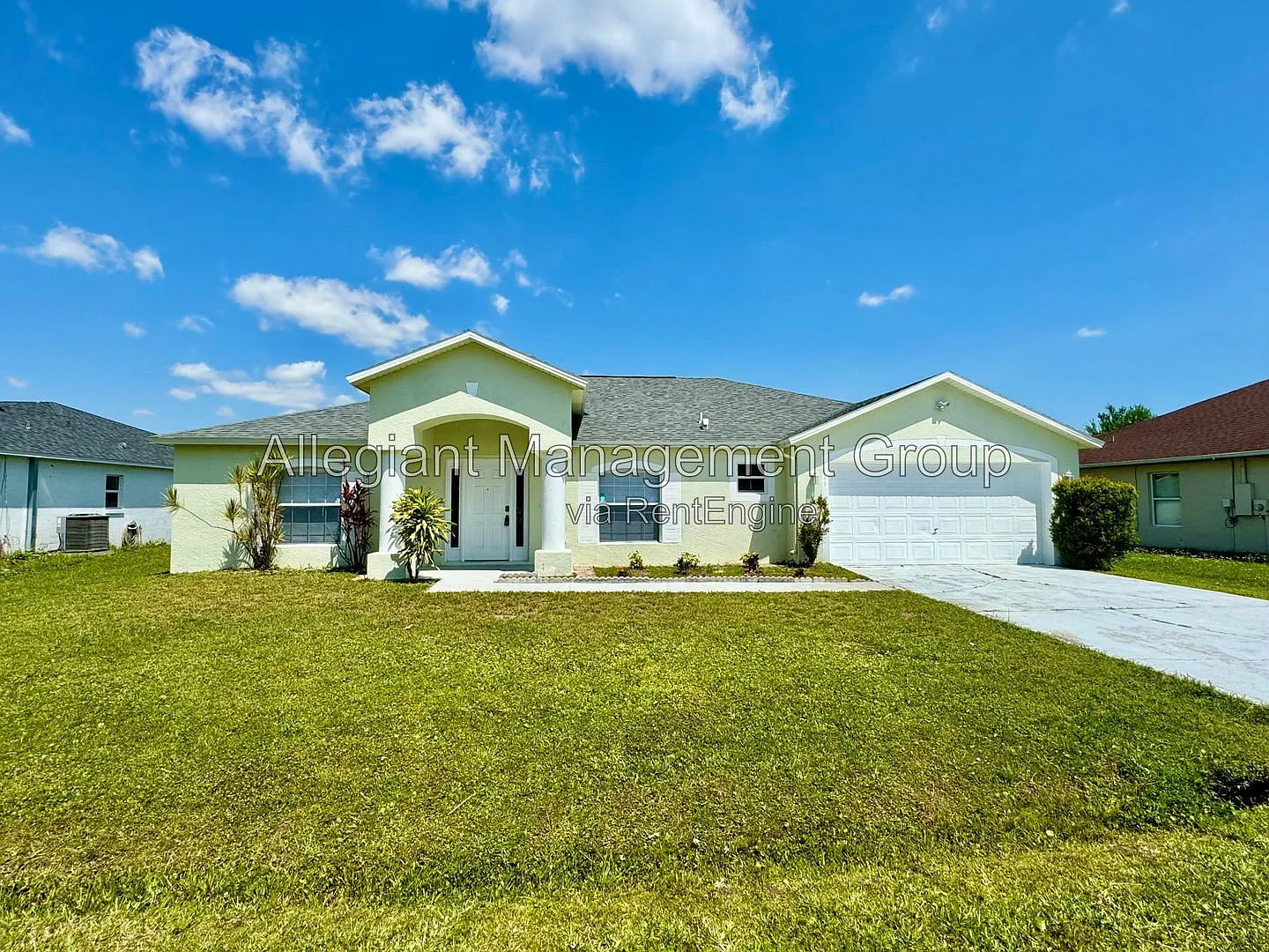 3 bed, 2.0 bath, 2040 sqft, $1,799 — Photo 1