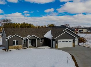 2901 Dunegan Dr, Stevens Point, WI 54481