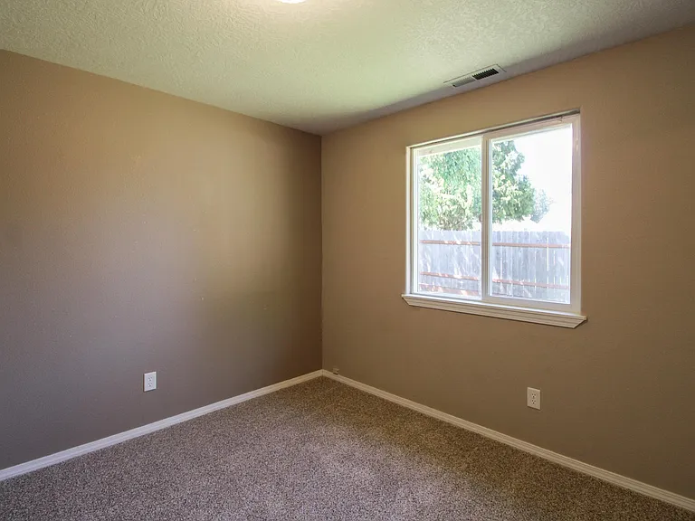 3882 Lone Oak Rd SE — Photo 19