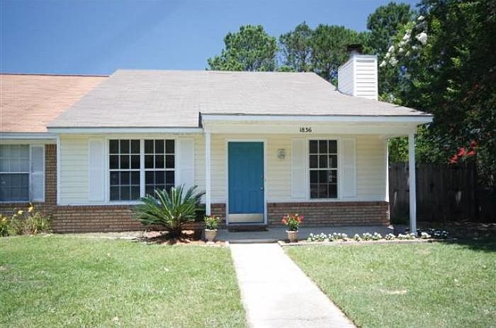 Front of townhouse.