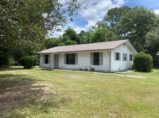 102 Dottie Ct, Interlachen, FL 32148
