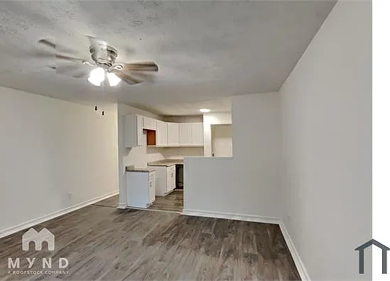 605 Cedar Ave NW #B — Photo 6