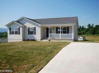 36 Silver Ct, Maurertown, VA 22644