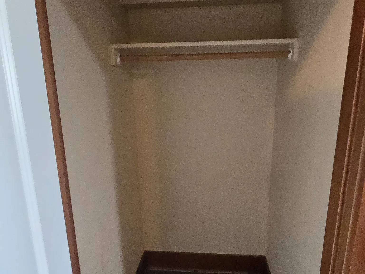 3 bed, 2067 sqft, $3,200 — Photo 3