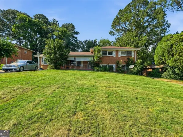 2914 Valley Ridge Dr, Decatur, GA 30032