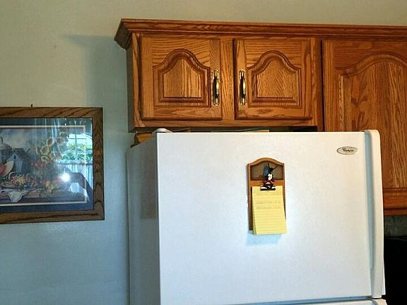 5th image of 3204 Maplelawn Ave NW