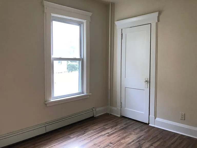41 Lincoln Ave — Photo 21