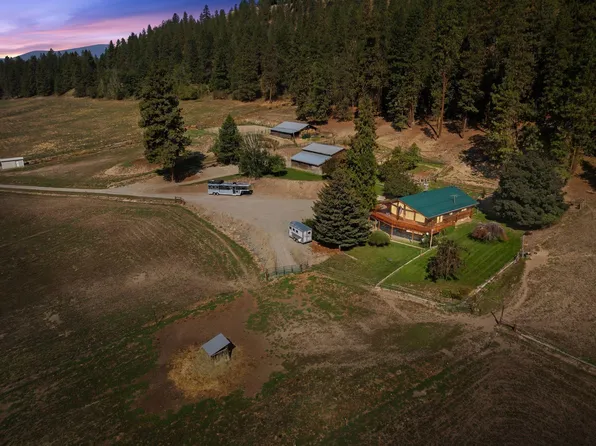 3213 District Two Rd, Bonners Ferry, ID 83805
