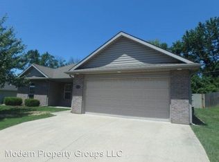 2501 Oakfield Dr, Columbia, MO 65202
