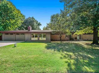 352 S Floyd St, Wichita, KS 67209