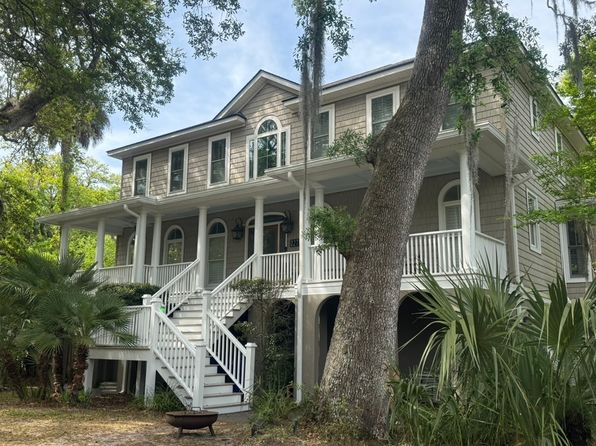 27 32nd Ave