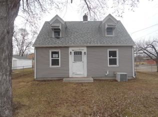 2846 9th St, Rockford, IL