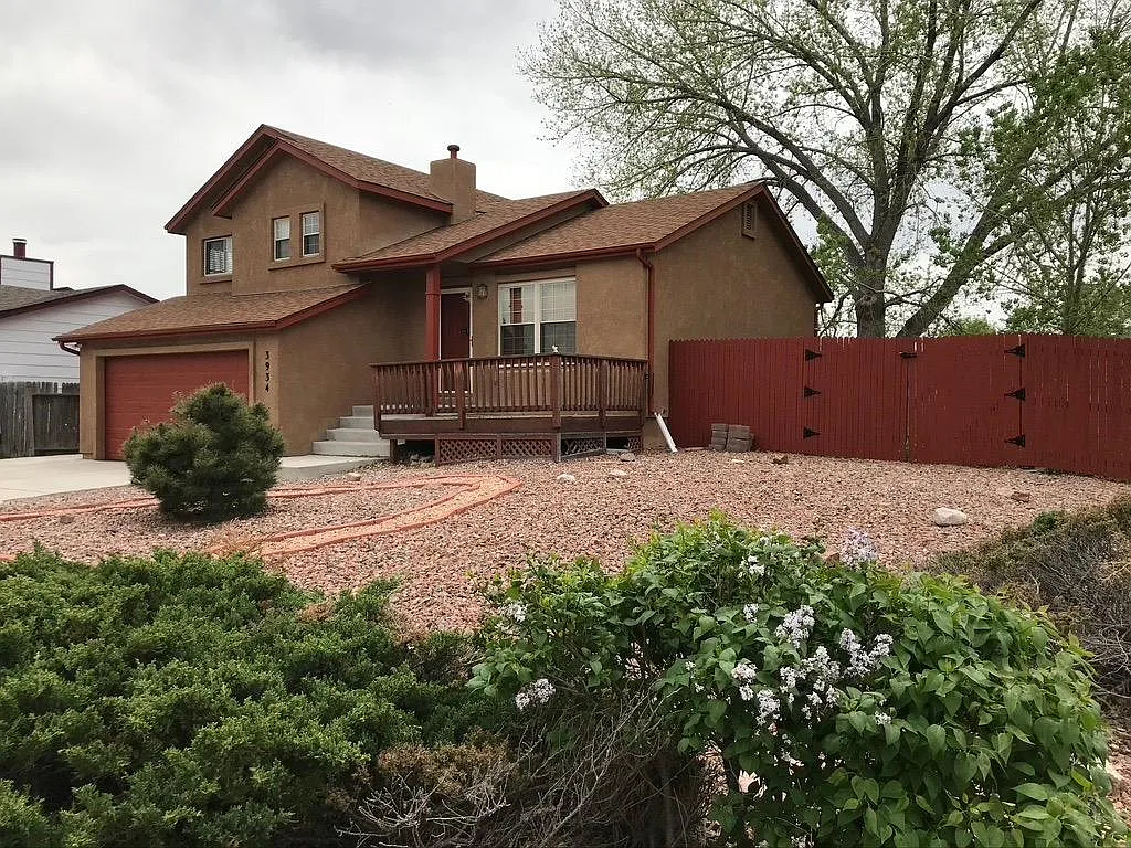 Building Photo - 3934 Red Cedar Dr