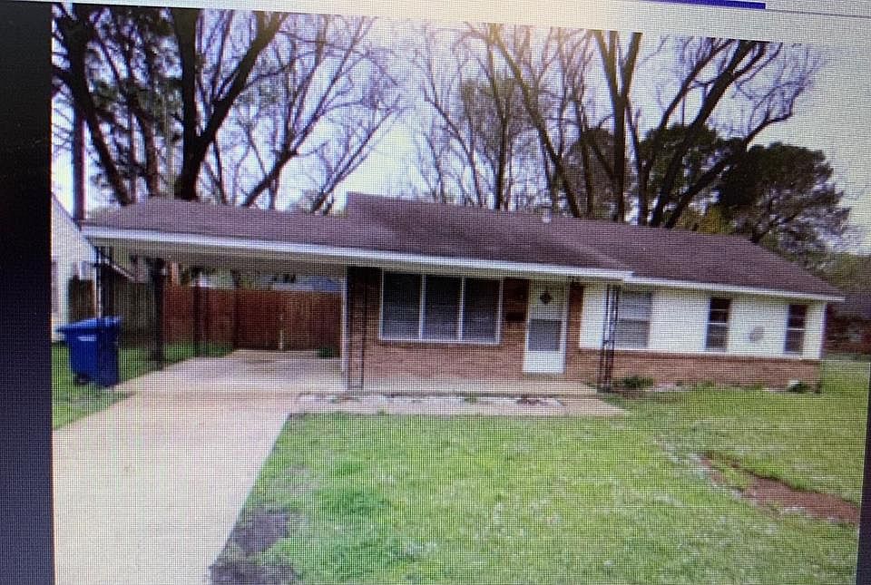 1st image of 200 Brinkley Ln