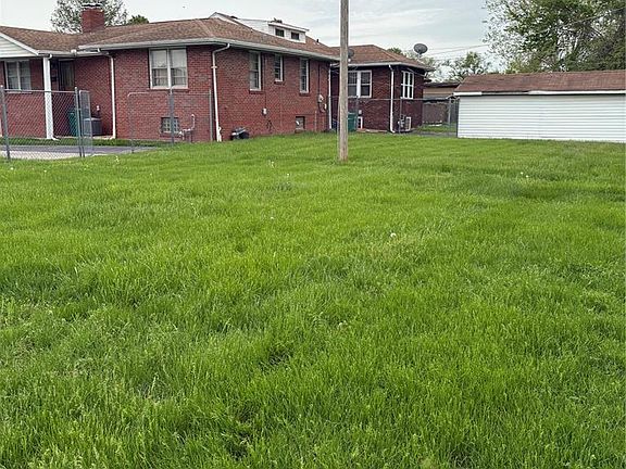 4th image of 717 N 40th St