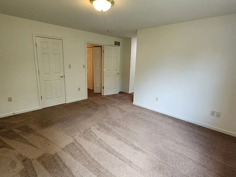5205 Winthrop Ave — Photo 10
