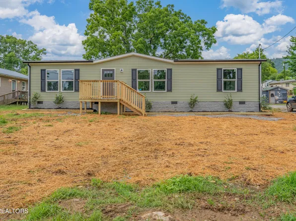 505 E Hemlock St, La Follette, TN 37766