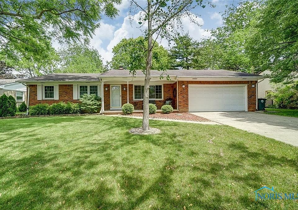 1st image of 1067 Birch Dr