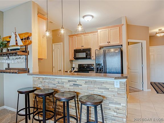 4th image of 60 Knox Rd #Z402