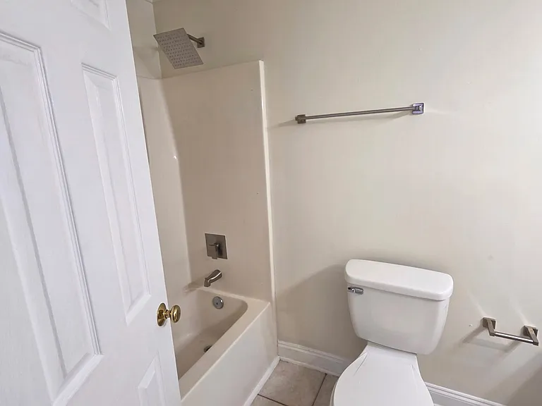 1513 Winterberry Dr — Photo 14
