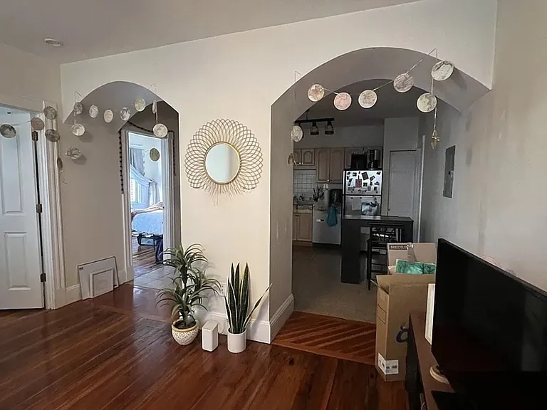 72 Gore St #1 — Photo 2
