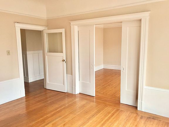 4th image of 572 Haight St #0