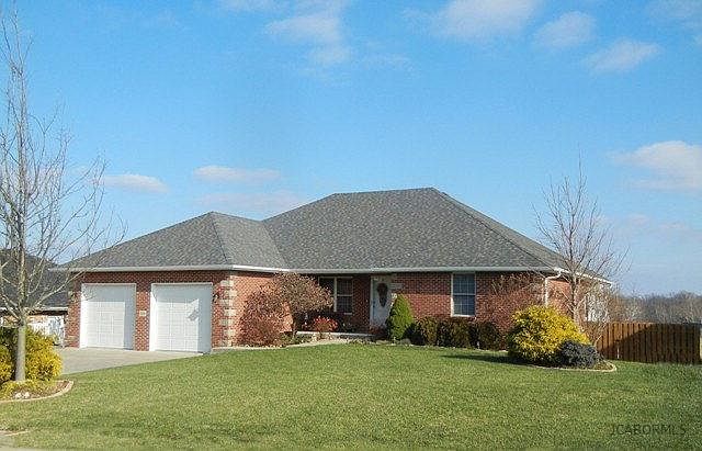 1st image of 206 Ash Park Dr