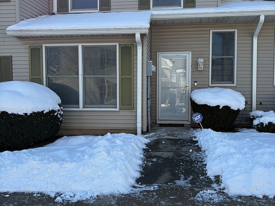 1st image of 664 Irvington Ave APT 15