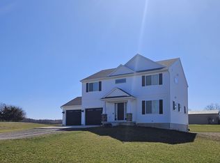 11511 Hawks Landing Rd, Lowell, MI 49331