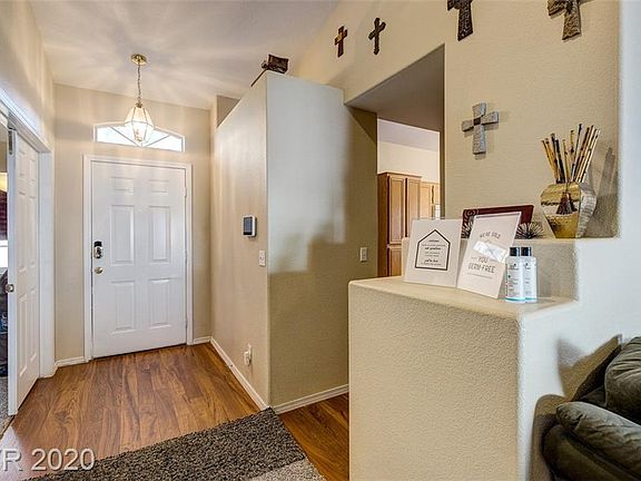 4th image of 2508 Windy Hills Ave