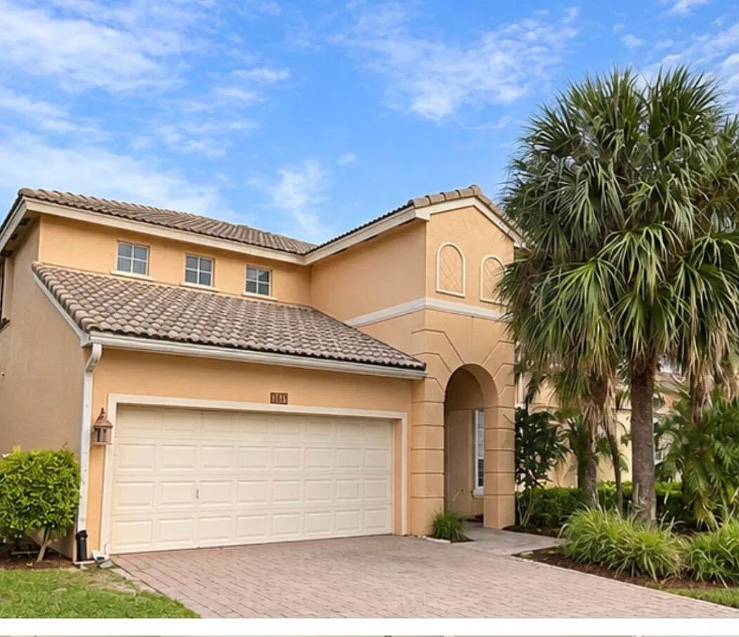 3 bed, 2.5 bath, 2536 sqft, $3,250 — Photo 1