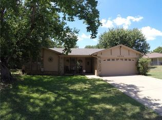 4204 Hunters Ct, Arlington, TX 76016