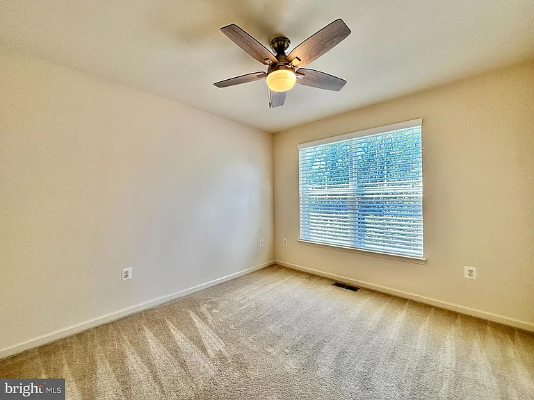 1599 Renate Dr — Photo 16
