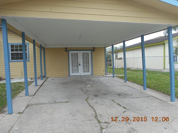 2nd image of 5019 Santiago Ln