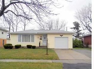 34 Melody Ln, Tonawanda, NY 14150