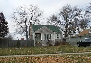 3046 W 113th Pl photo 1