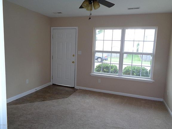 3rd image of 6522 Cottagemeadow Dr